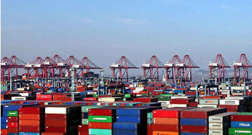 寧波一貨輪集裝箱發(fā)生燃爆,涉事港區(qū)為液化化工產(chǎn)品中轉(zhuǎn)基地